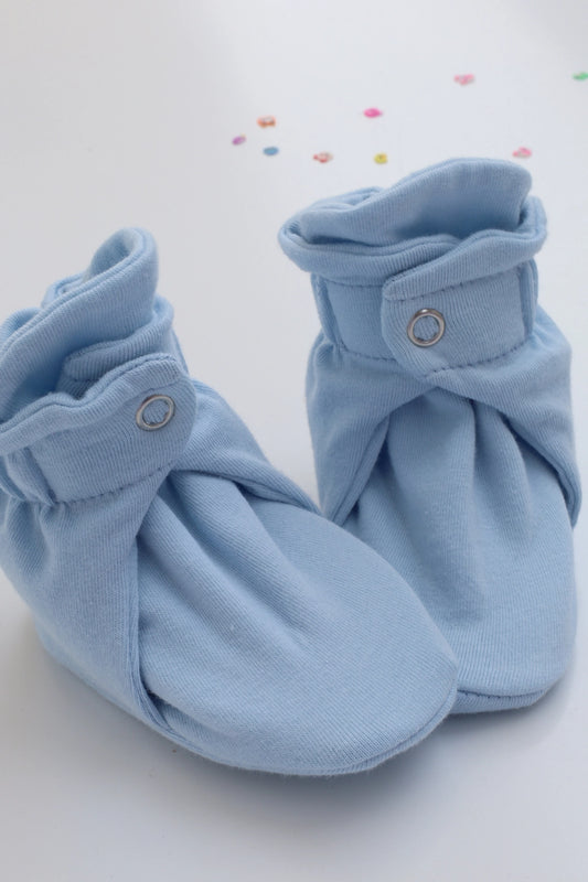 Air-Blue-Newborn-Baby-Booties-and-Socks