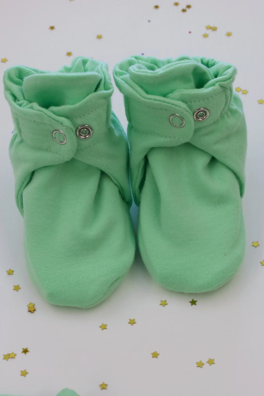 Baby-Green-Newborn-Baby-Booties-and-Socks