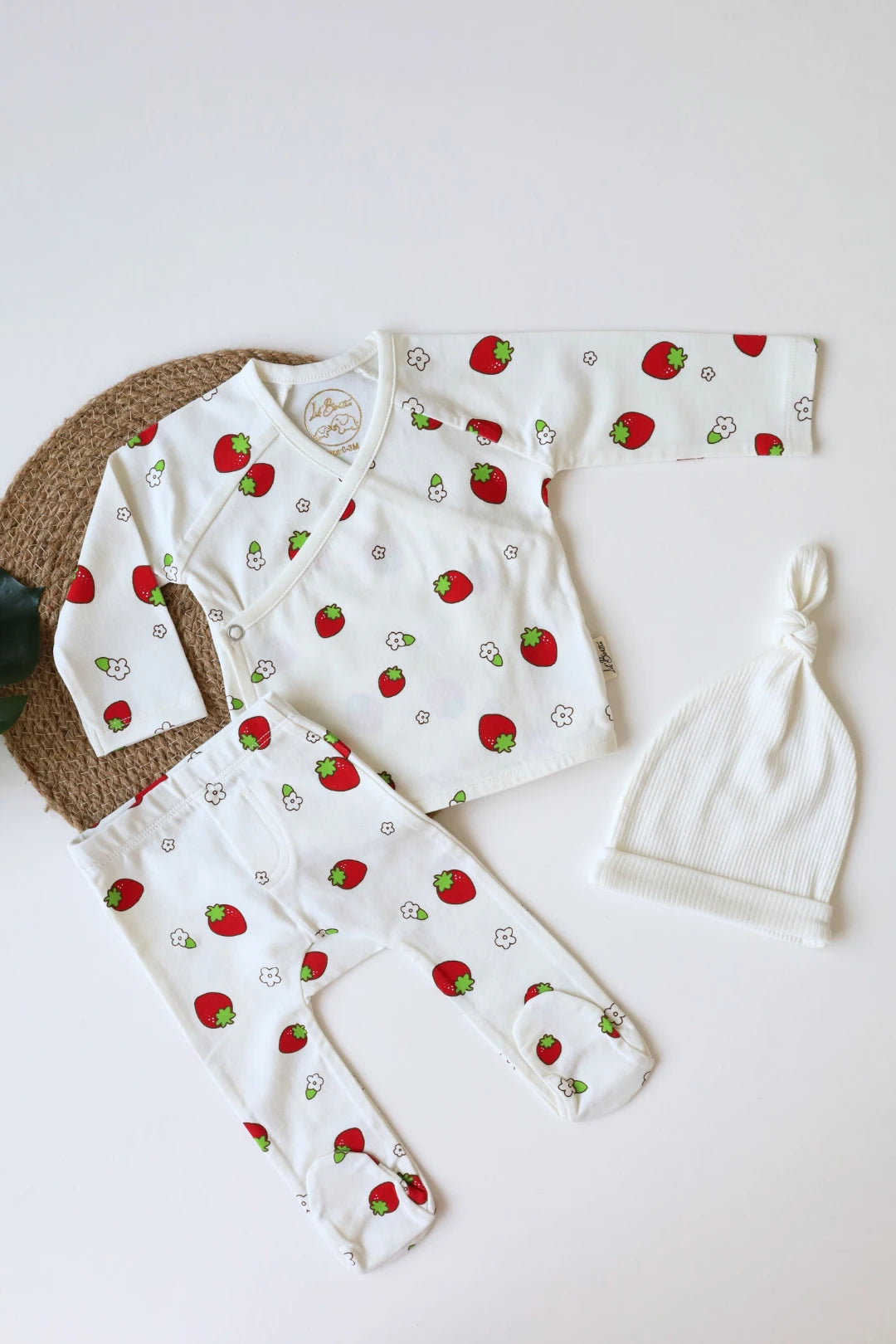 Berry-Blossom-Newborn-Clothes-Set