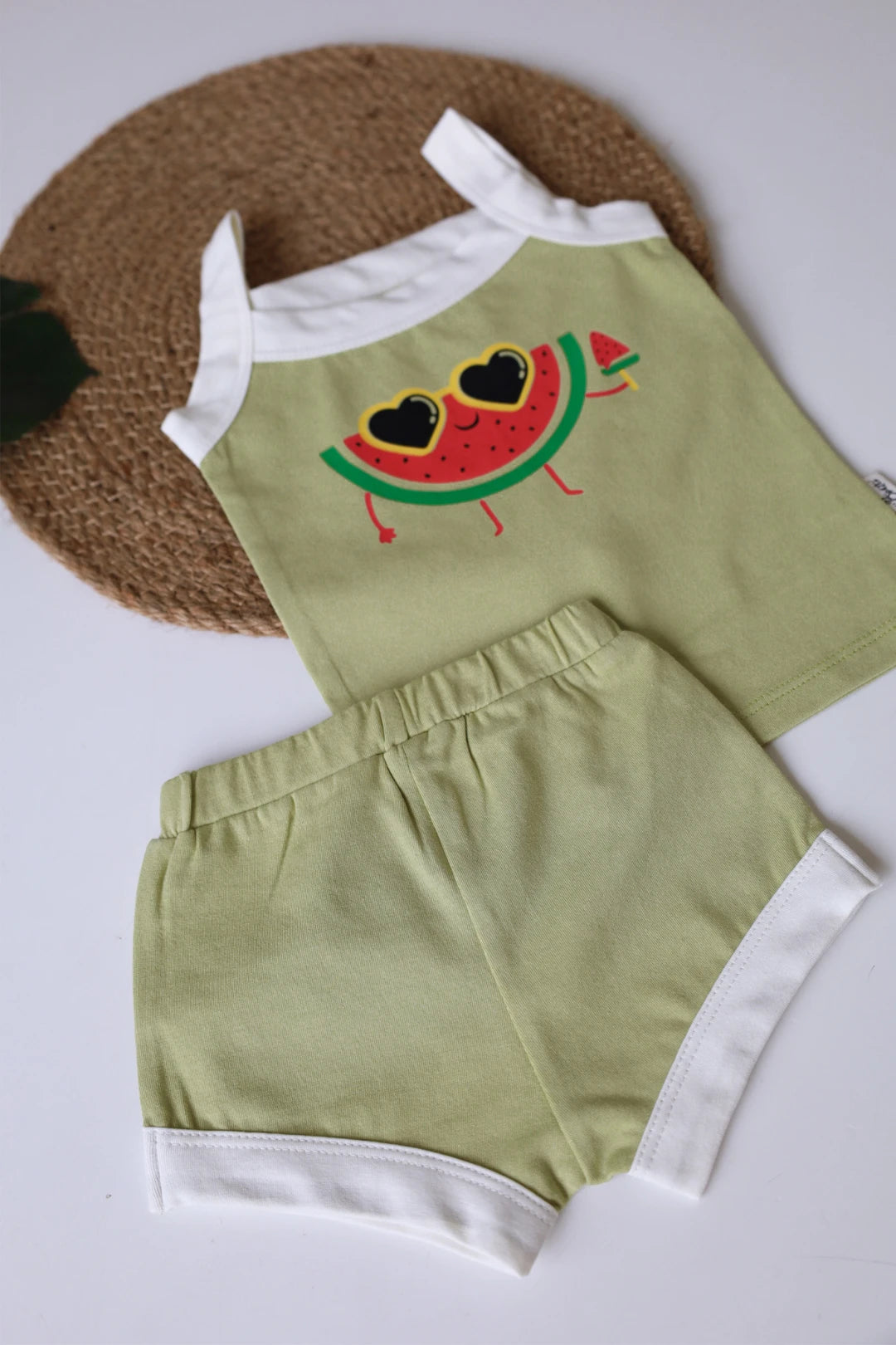 Chill-ON-Kids-Vest-and-Shorts