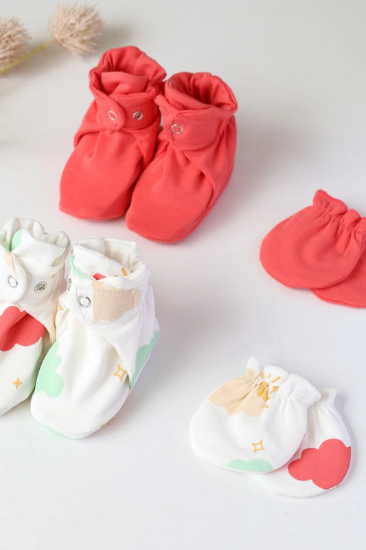 Cloud-Cuddles-Baby-Mittens-and-Booties