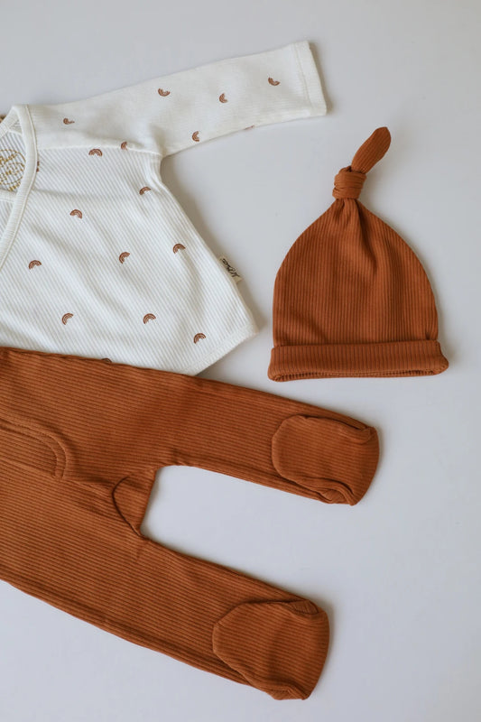 Cocoa-Curve-Newborn-Clothes-Set