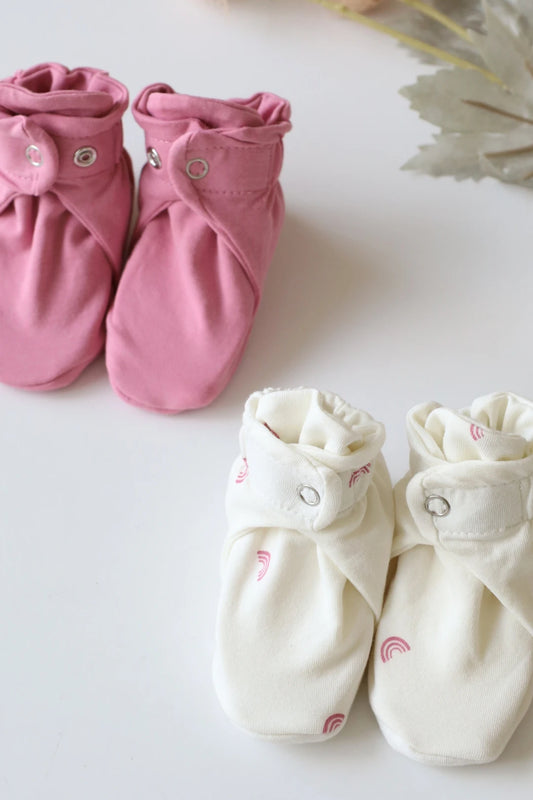 Duo-Arch-Newborn-Baby-Booties-and-Socks