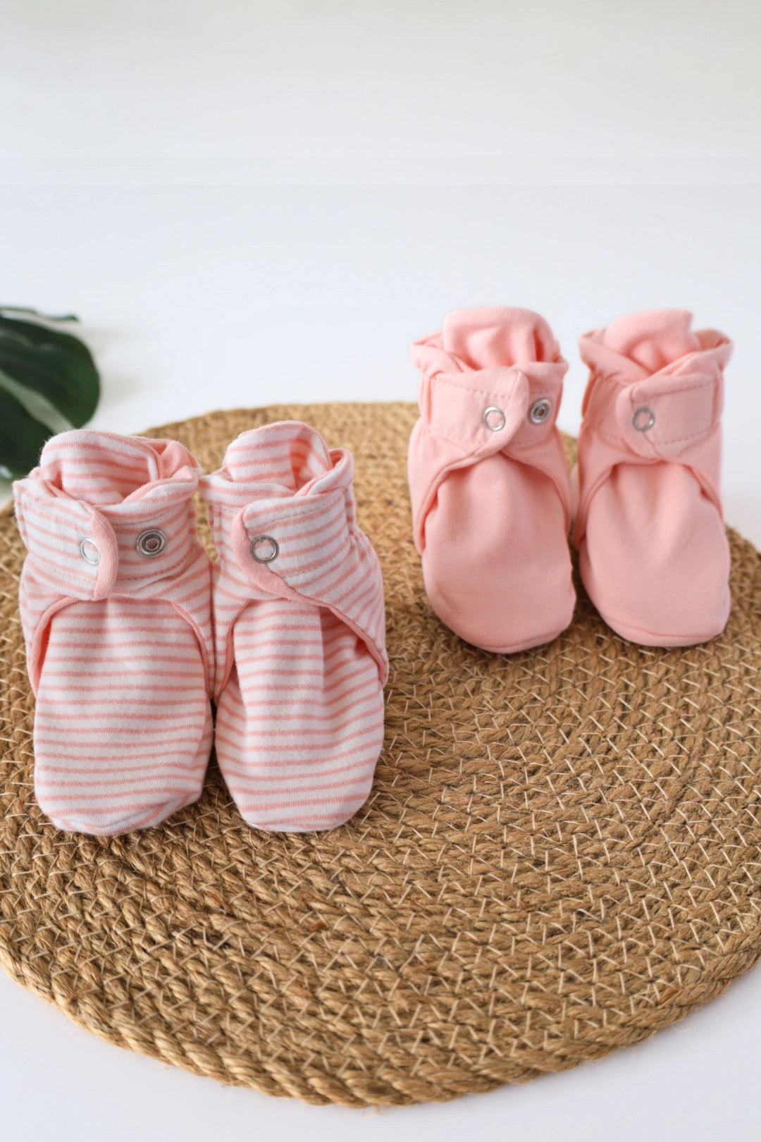 Duo Petaline-Baby Booties Combo