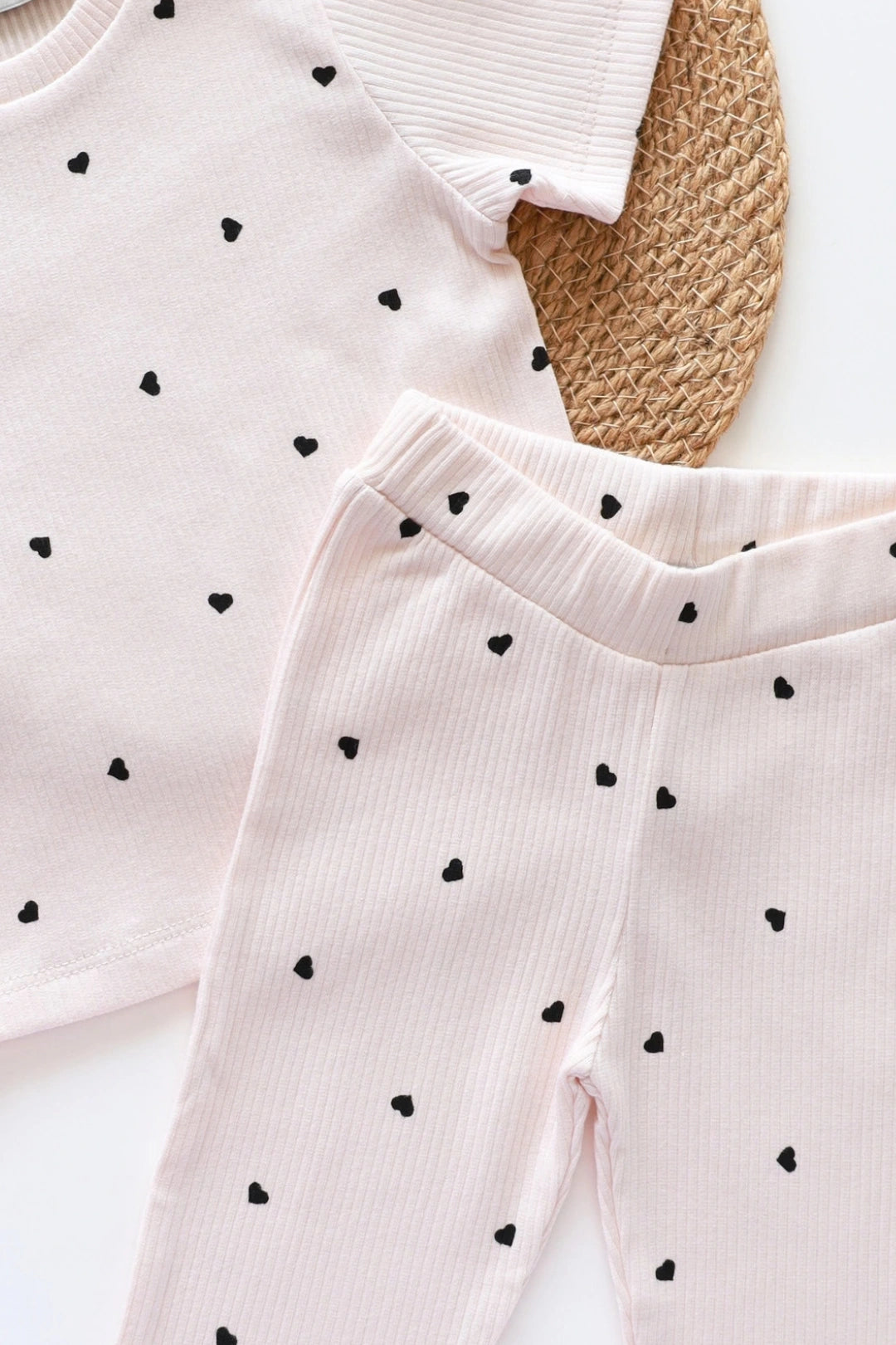 Heart-Hugs-Kids-T-Shirt-and-Pant-Set