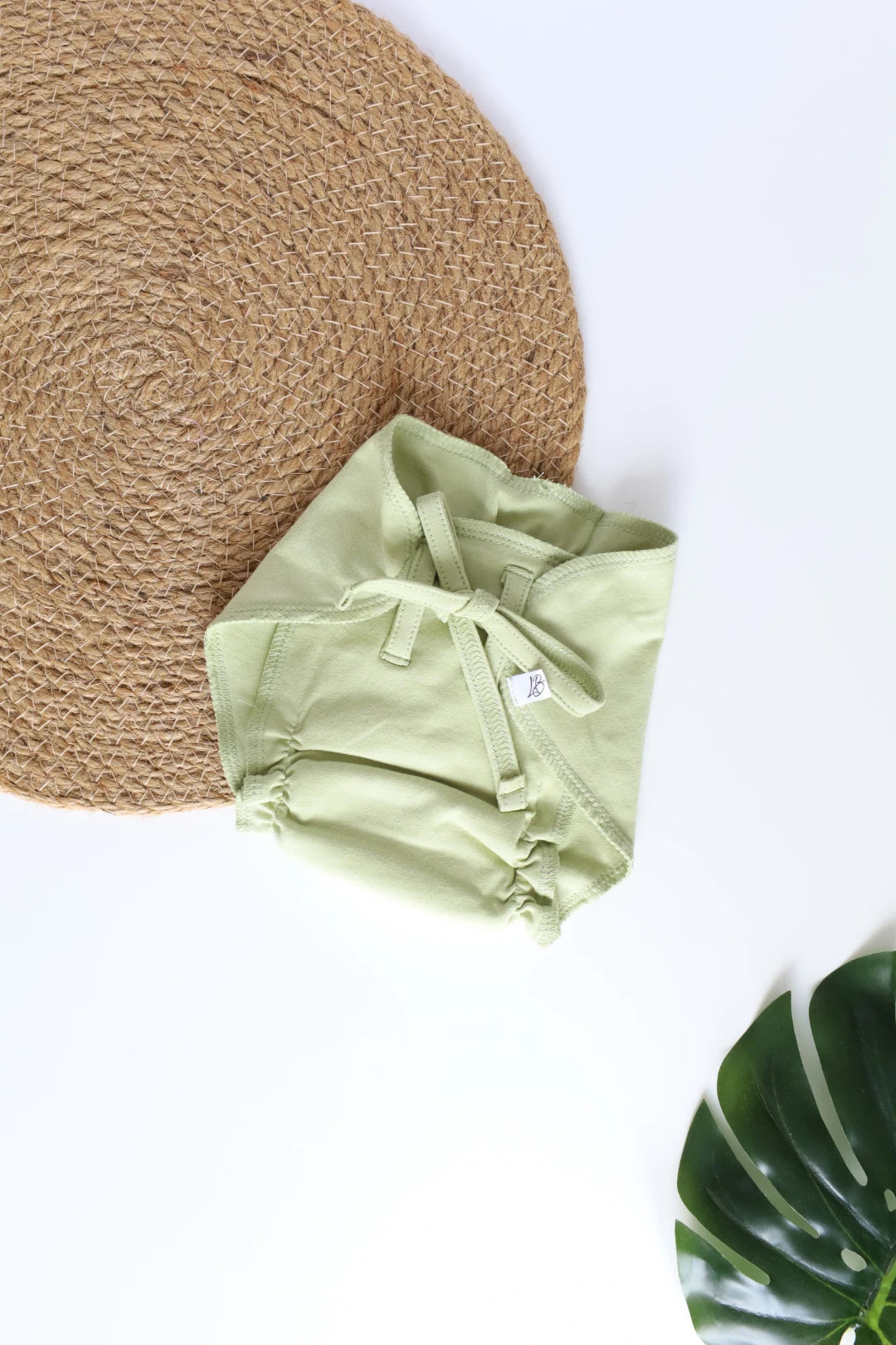 Leafy-Love-Newborn-Nappies