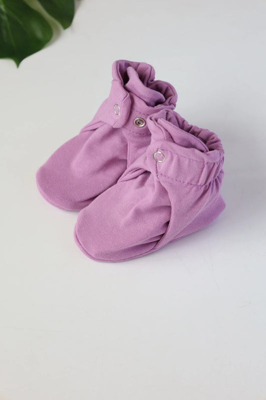 Lilac-Hug-Baby-Booties