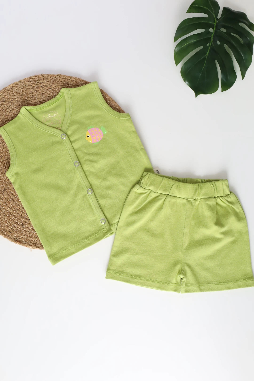 Little-Sprout-Newborn-jabla-and-Shorts
