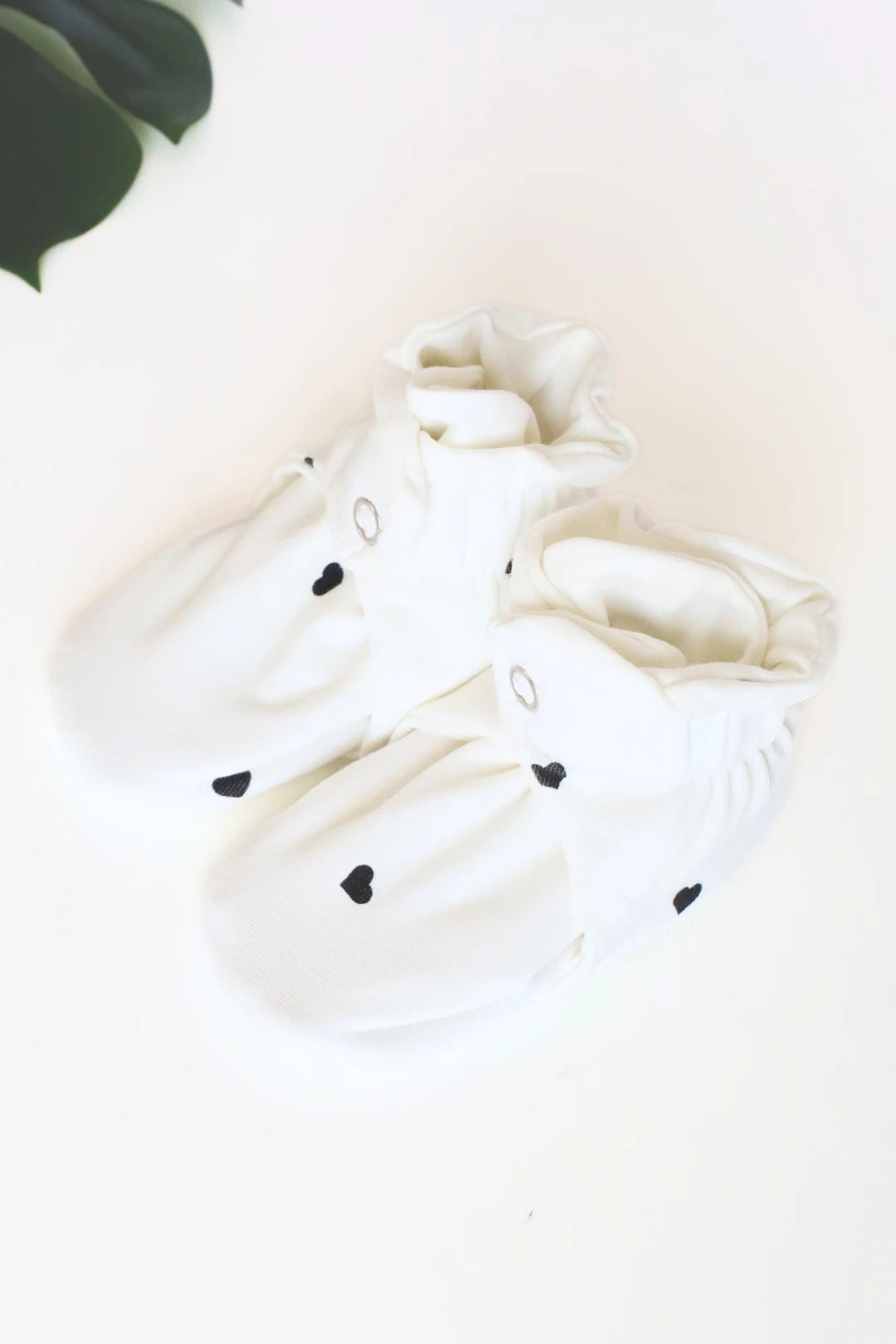Love-Dots-Baby-Booties