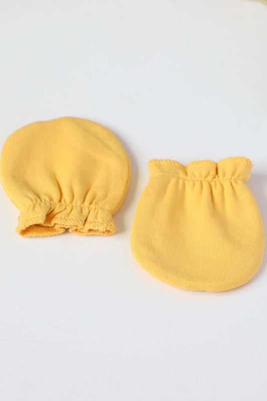 Marigold-Munchkin-Baby-Mittens