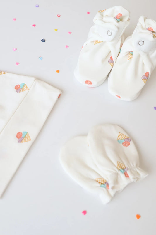 Newborn-Baby-Cap-Mittens-Booties-Set-Trio-Forst