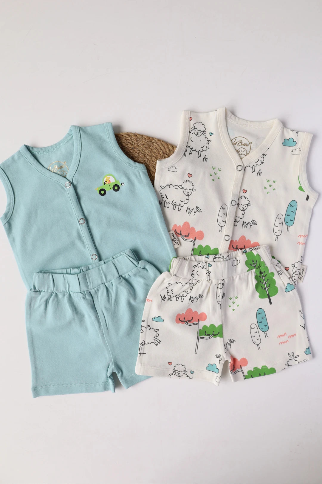 Newborn-Jabla-and-Shorts-Meadow-Drive