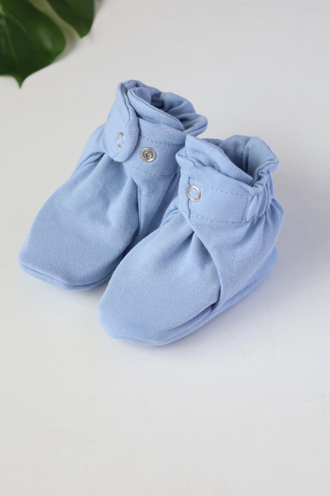 Ocean-Wink-Baby-Booties
