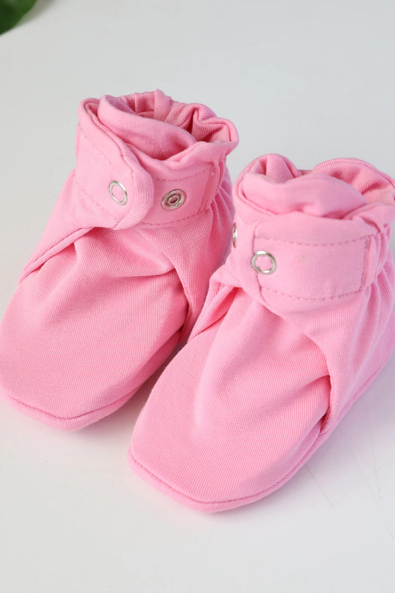Petal-Puff-Baby-Booties
