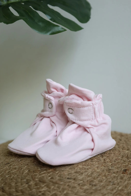 Snug-22-Newborn-Baby-Booties-and-Socks