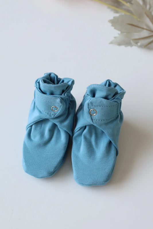 Snug-28-Newborn-Baby-Booties-and-Socks