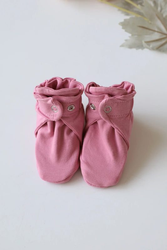 Snug-29-Newborn-Baby-Booties-and-Socks