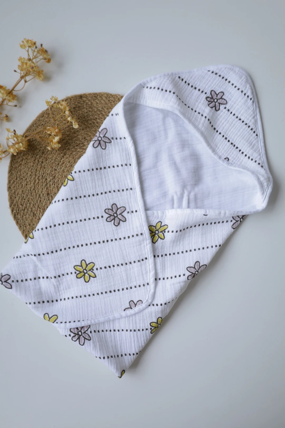 Snuggle-Set-5-Combo-of-Muslin-Baby-Swaddle-Hooded-Towel-and-Wipes