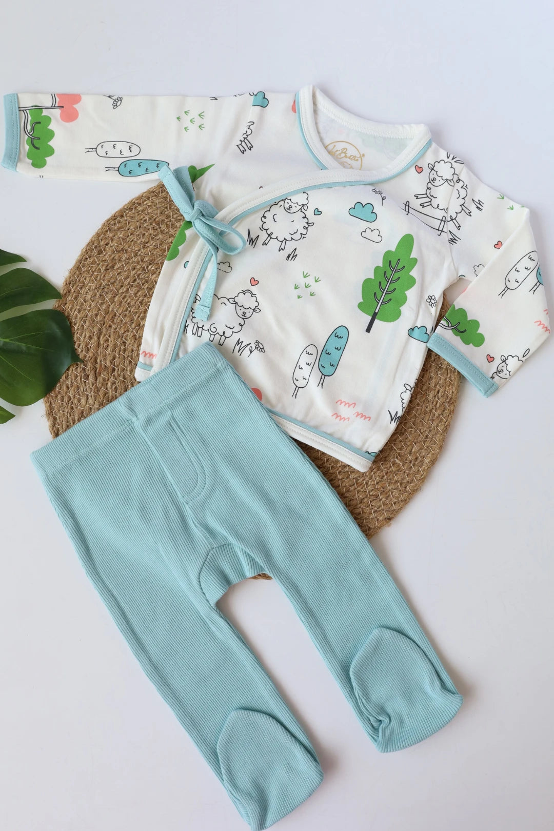 Woolly-Woods-Newborn-Clothes-Set