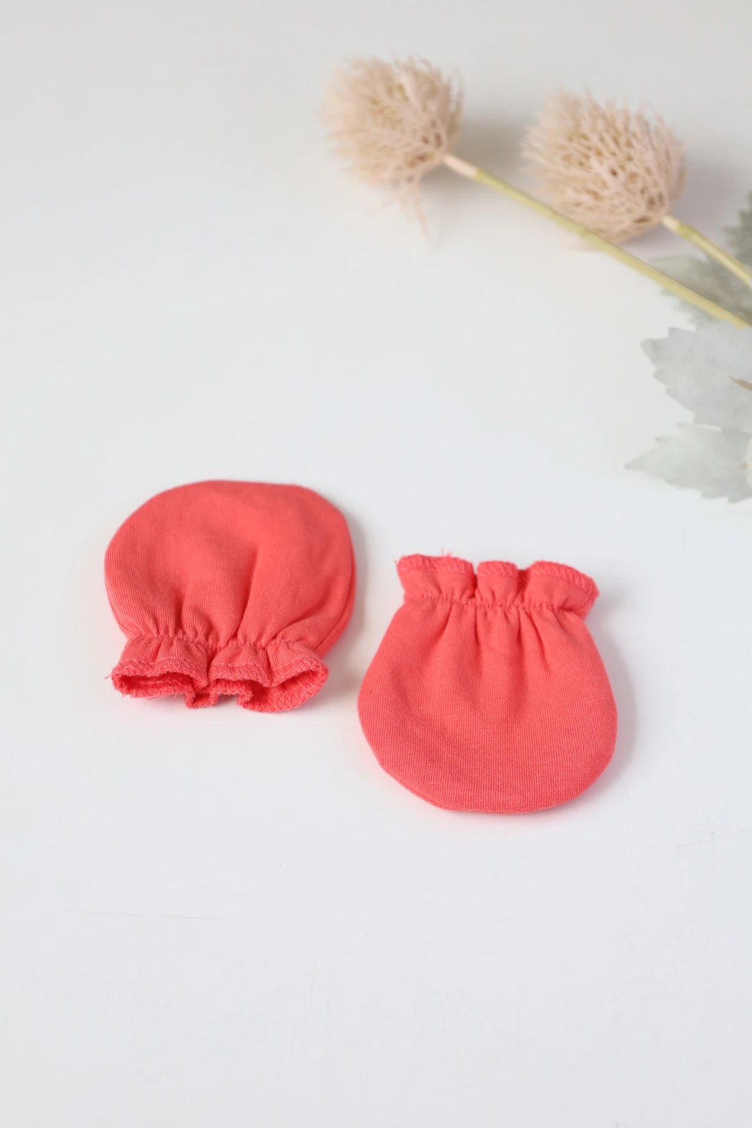 Blush-Bean-Baby-Mittens