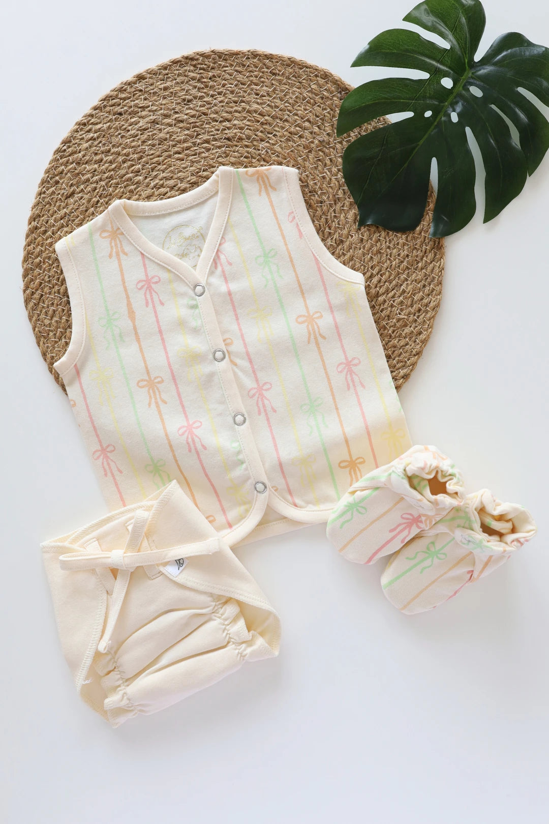 Bow-Sprinkle-Newborn-Clothes-Set