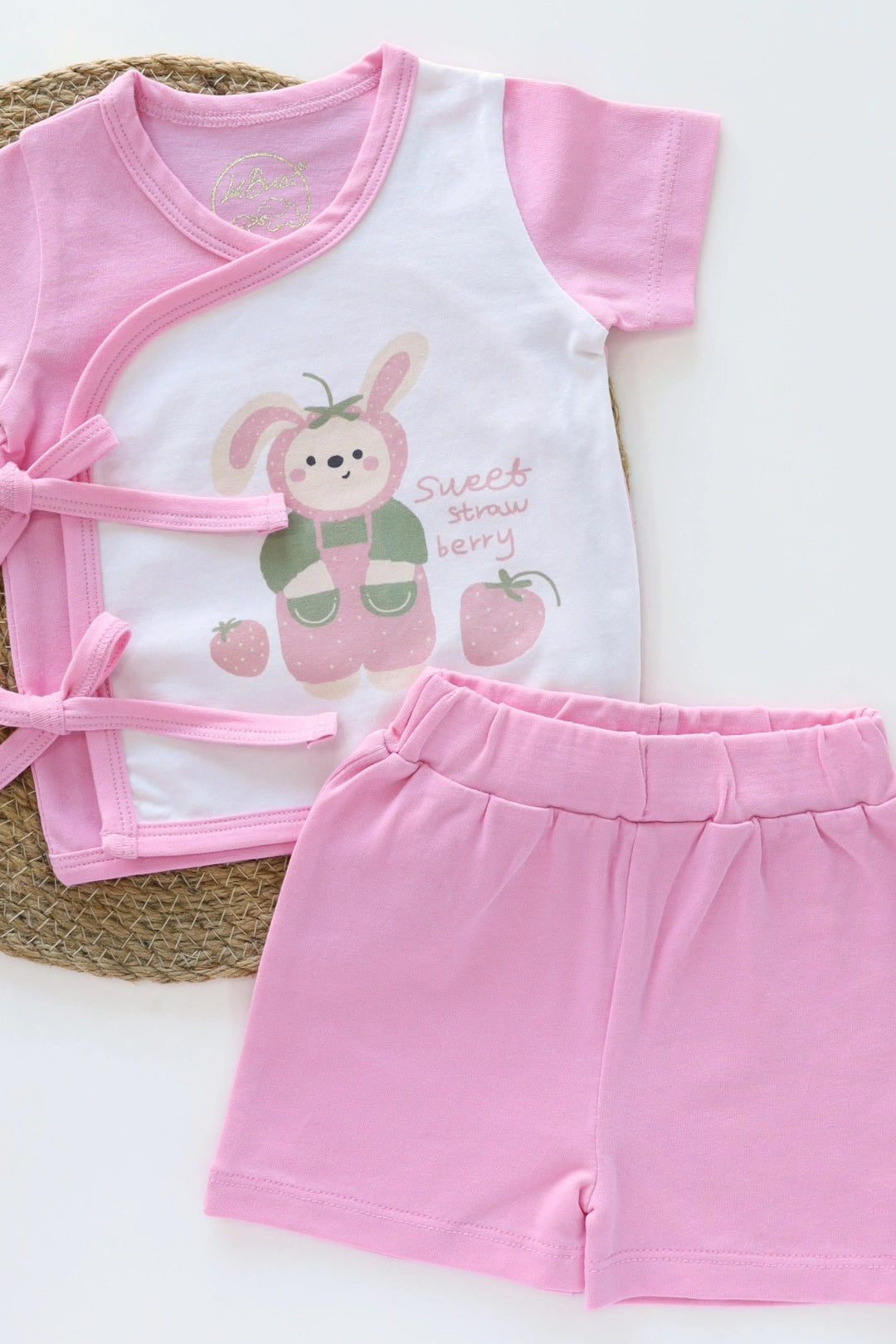 Bugs-Bunny-Kimono-Jabla-and-Shorts