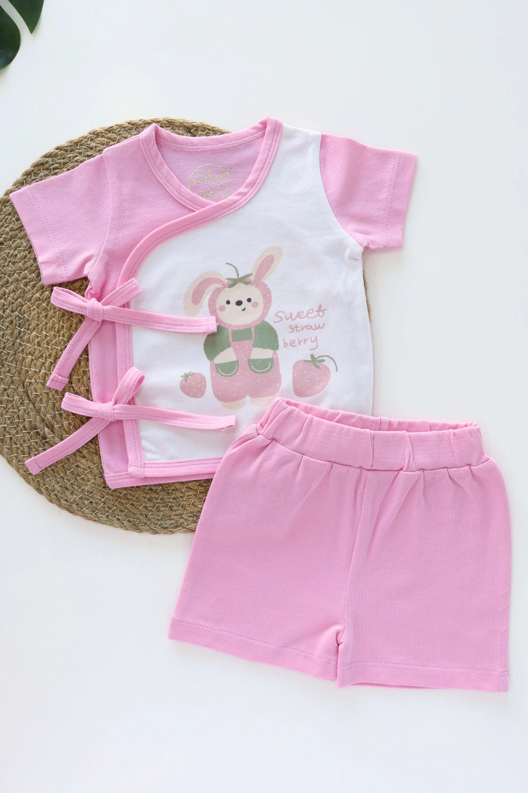 Bugs-Bunny-Kimono-Jabla-and-Shorts