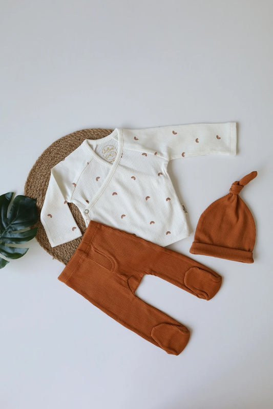 Cocoa-Curve-Newborn-Clothes-Set