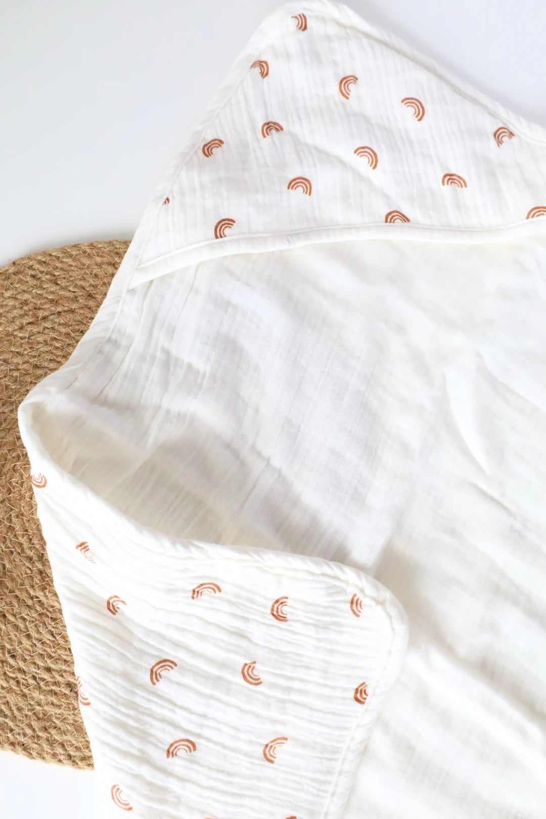 Cocoa_Arcs-Muslin-Hooded-Baby-Towel