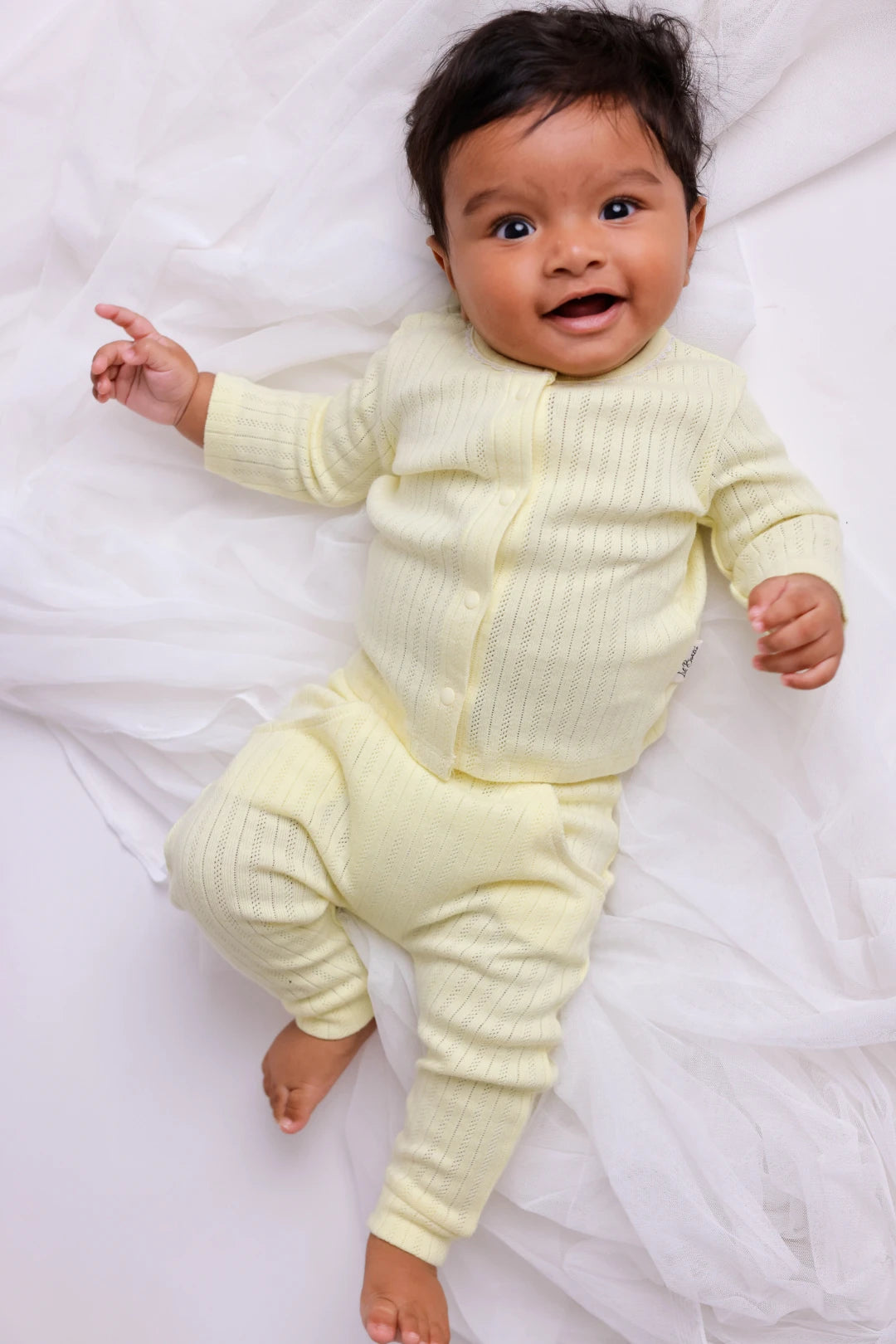 Eyelet-Buttercream-Pointelle-Newborn-Clothes-Set