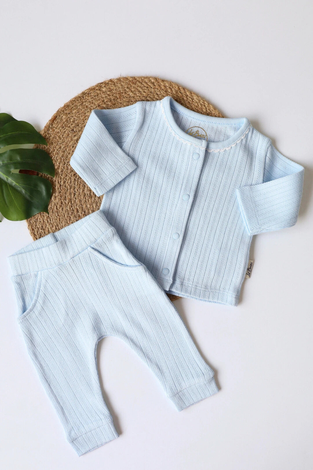 Eyelet-Cloud-Pointelle-Newborn-Clothes-Set