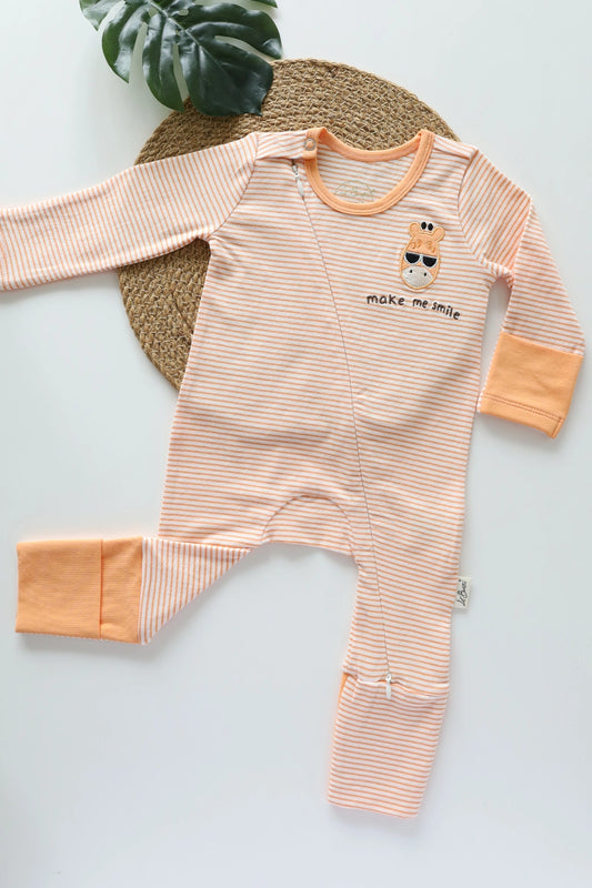 Giraffe-Suit-Newborn-Baby-Sleepsuit