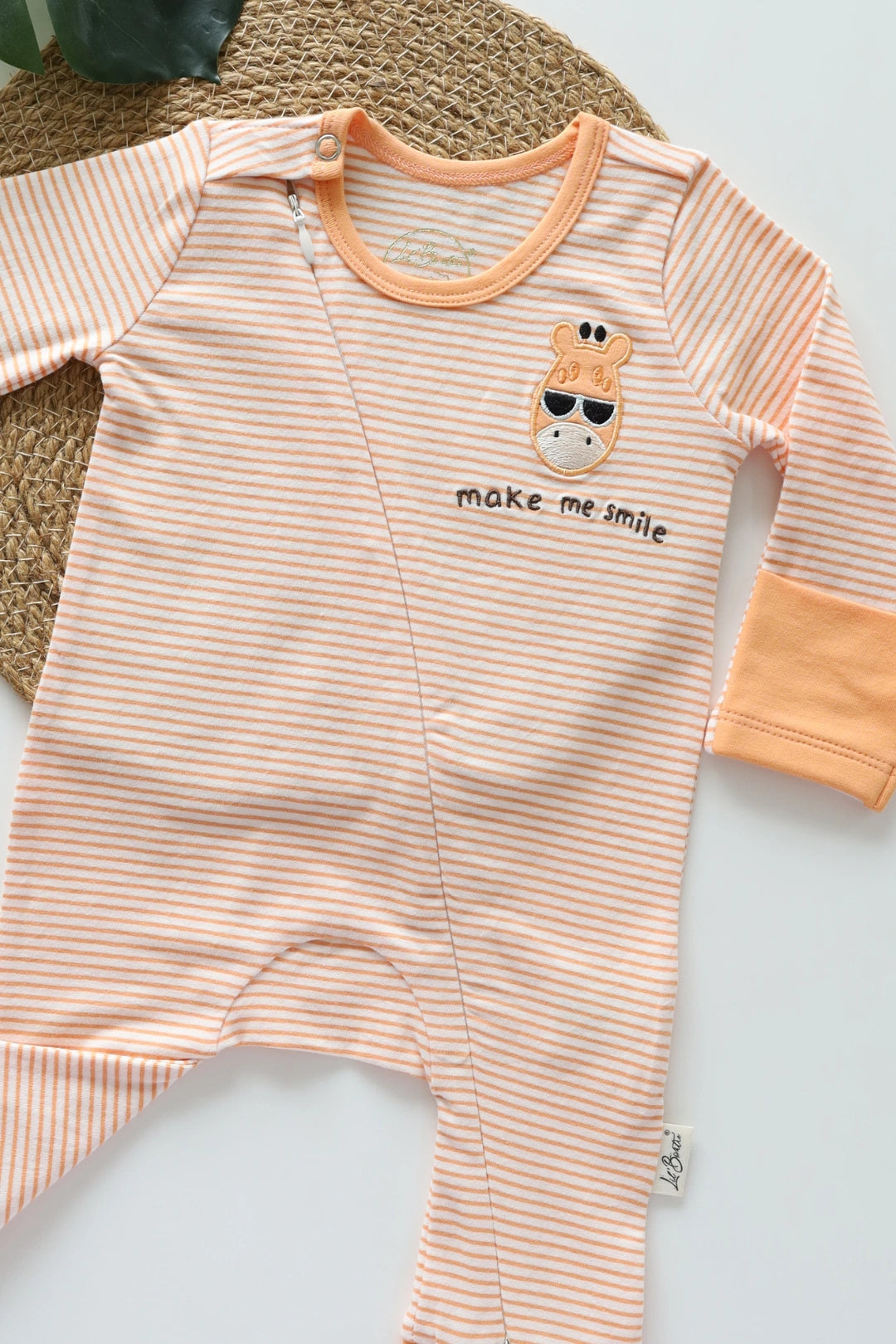 Giraffe-Suit-Newborn-Baby-Sleepsuit