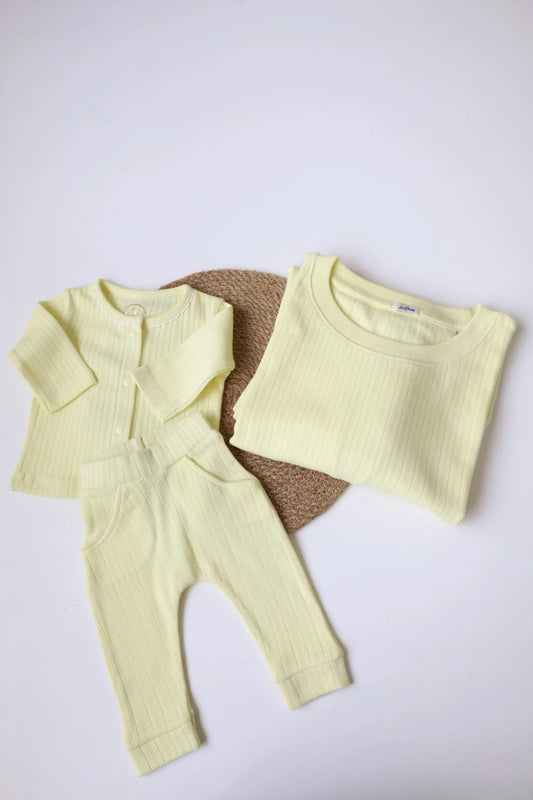 Golden-Duo-Mom-and-Baby-Twinning-Combo