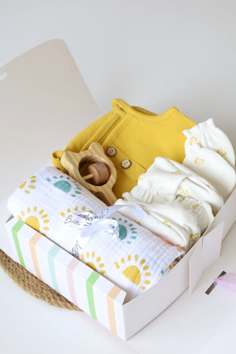 Golden-Glow-Bundle-Newborn-Essentials-Gift-Combo