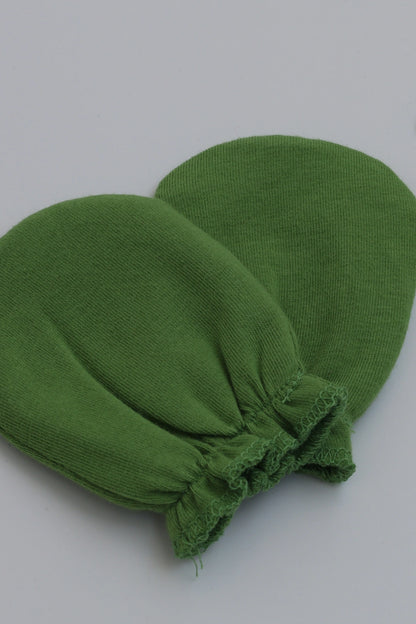 Green-Mits-Newborn-Mittens