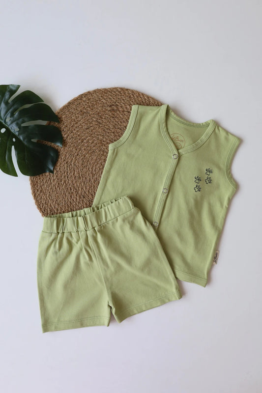 Green-Newborn Jabla and Shorts