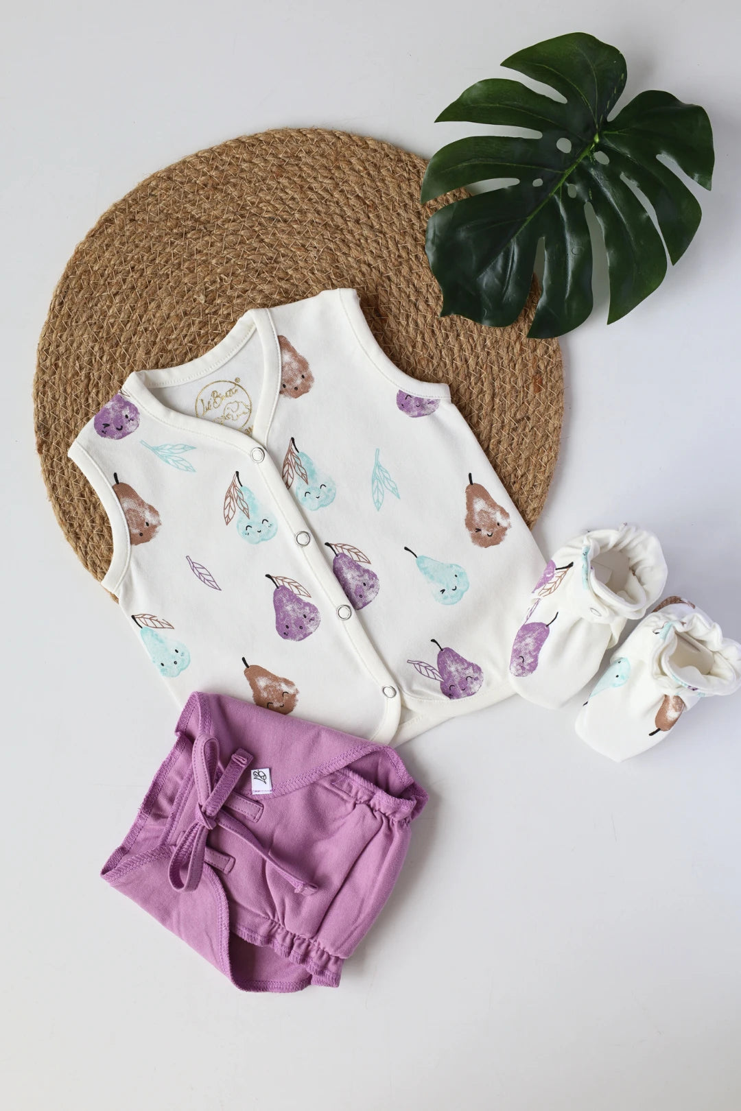 Happy-Pears-Newborn-Clothes-Set