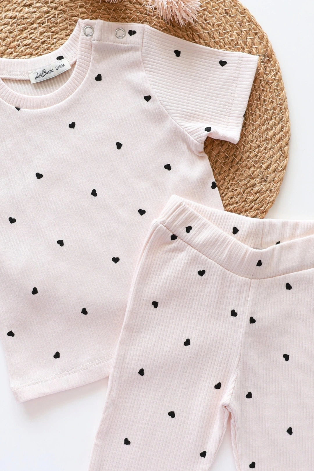 Heart-Hugs-Kids-T-Shirt-and-Pant-Set