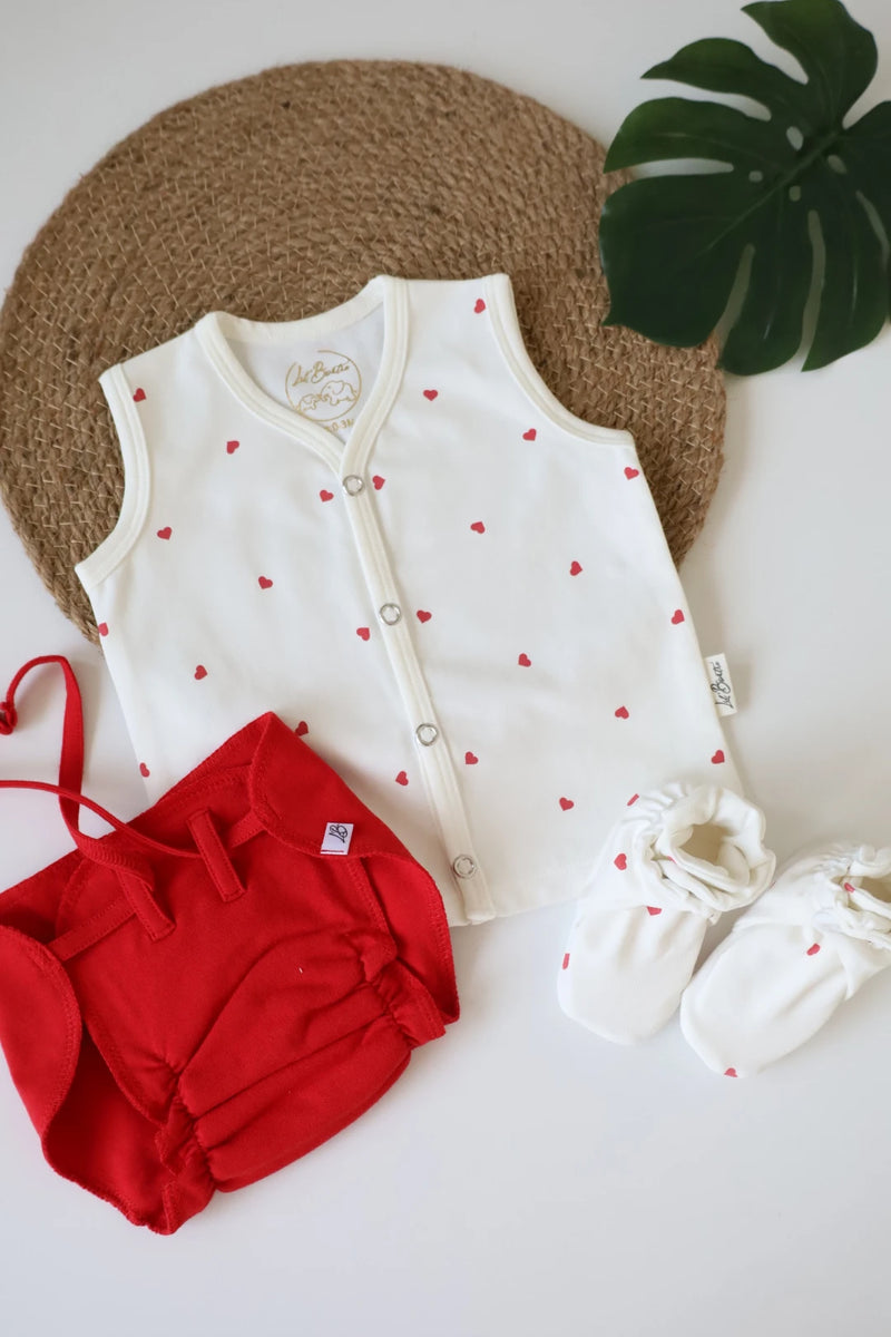 Heart-Strings-Newborn-Clothes-Set