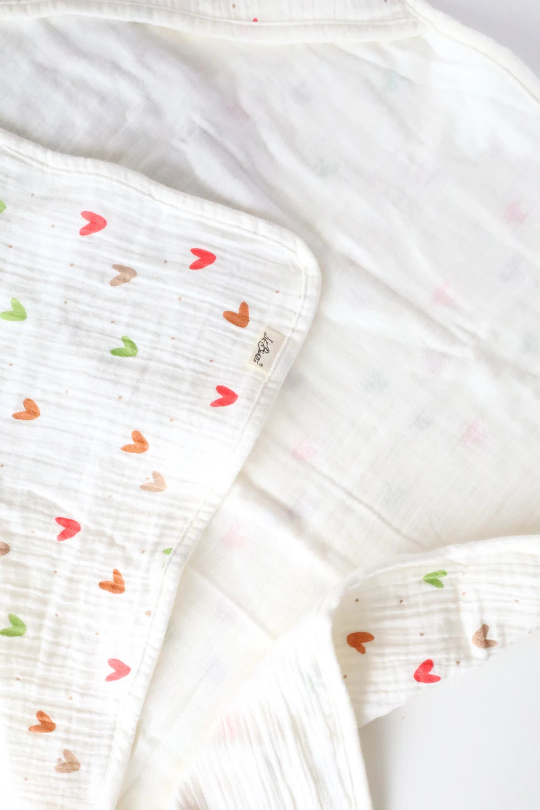 Heart_Pops-Muslin-Hooded-Baby-Towel