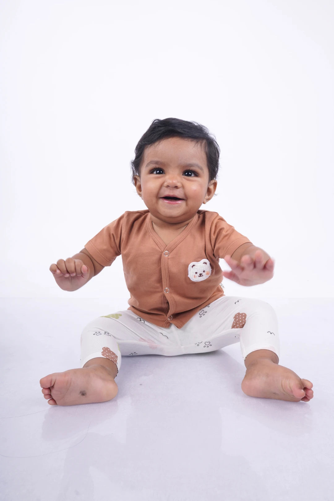 Honey-Cub-Kids-T-Shirt-and-Pant-Set