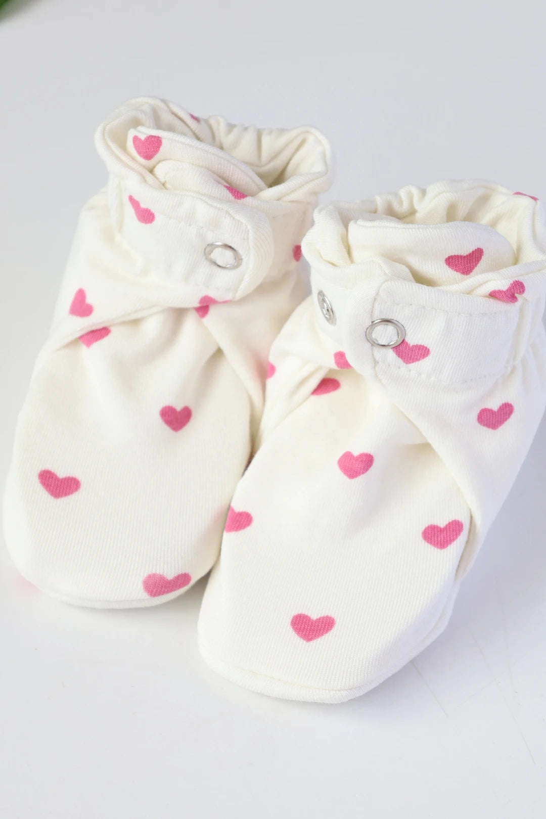 Love-Bud-Baby-Booties