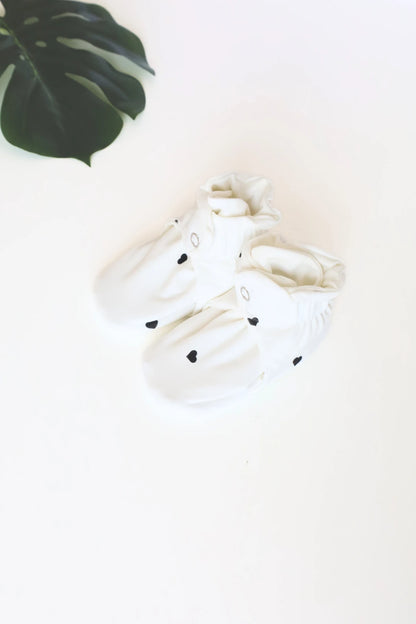 Love-Dots-Baby-Booties
