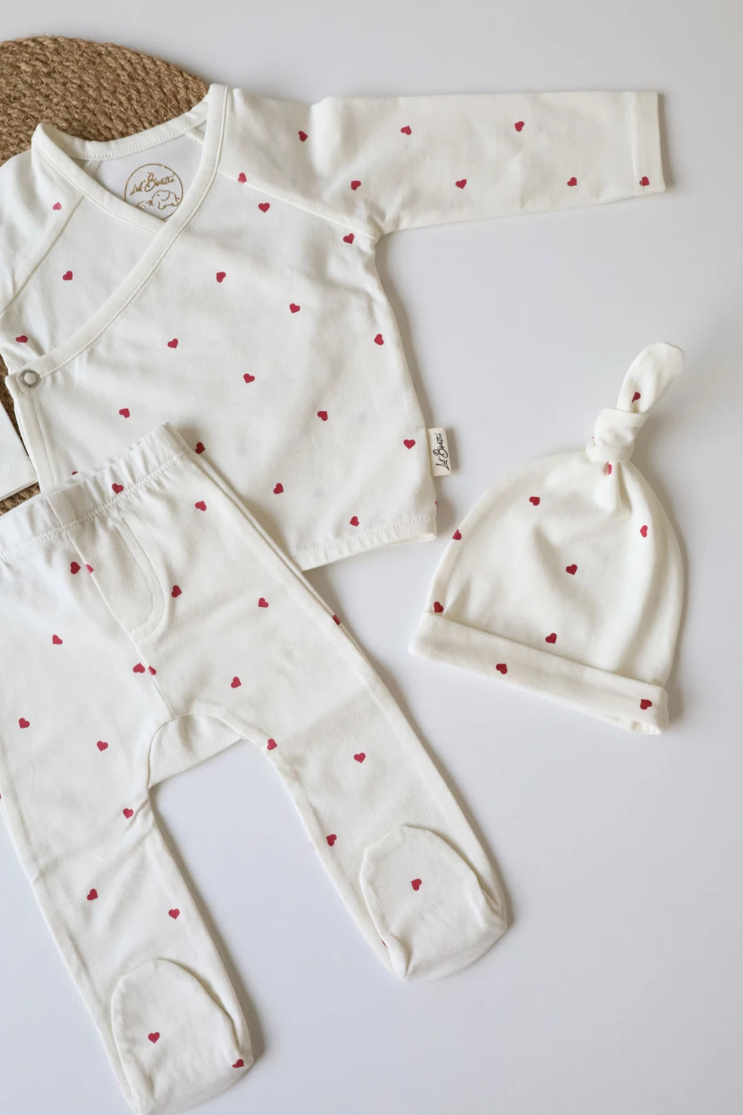 Love-Newborn-Clothes-Set