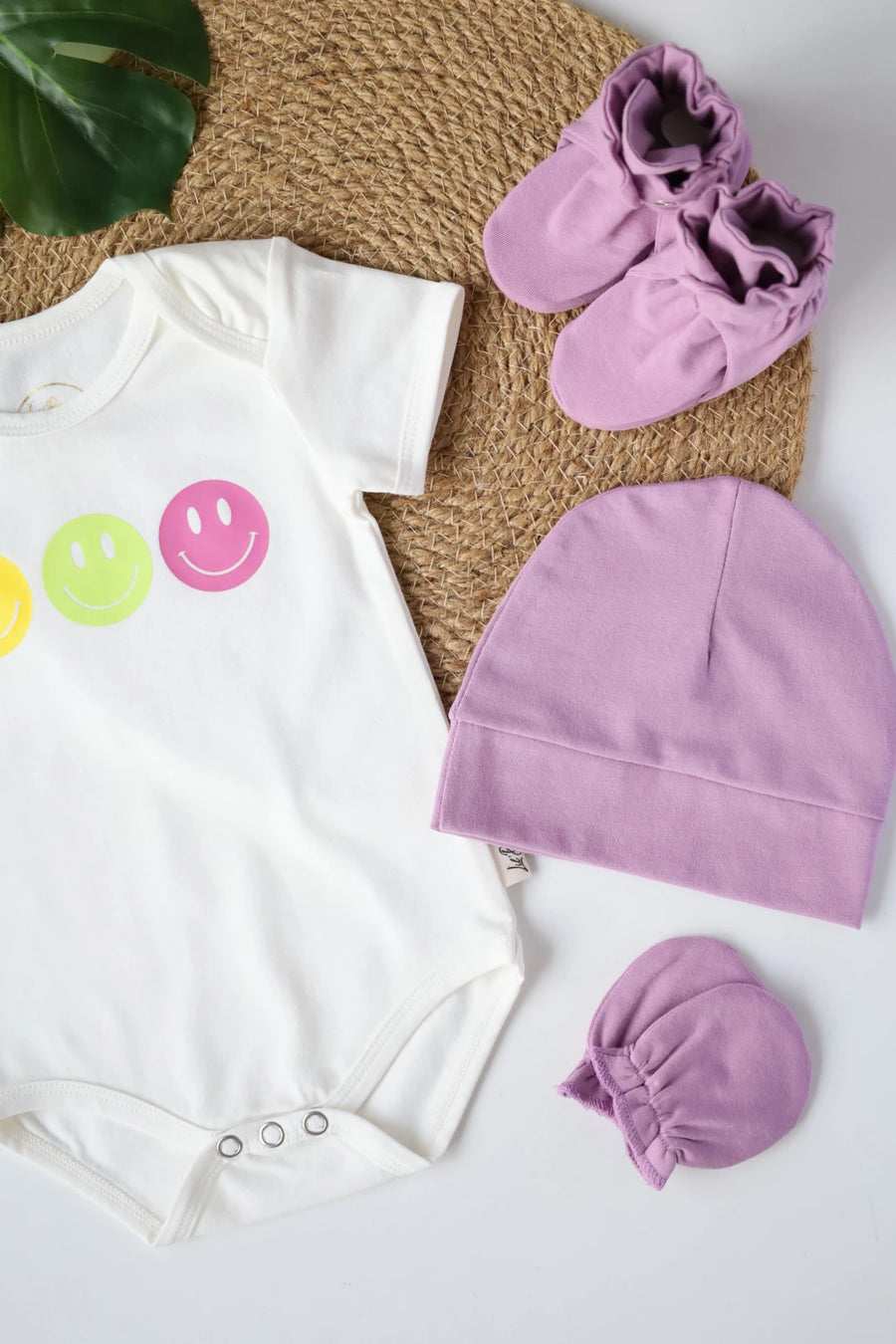 Meadow-Smiles-Combo-Newborn-Essentials-Gift-Combo