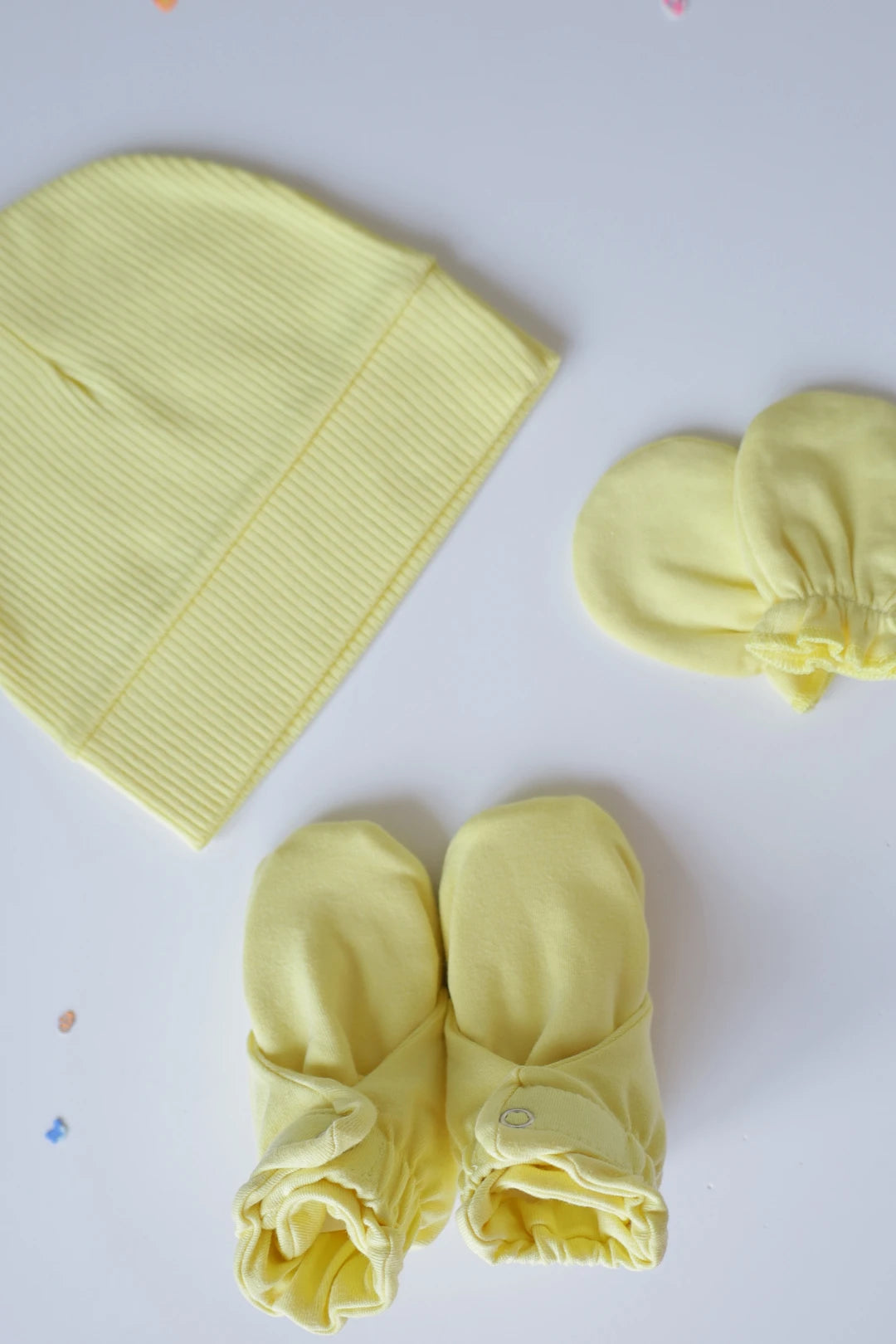 Newborn-Baby-Cap-Mittens-Booties-Set-Trio-Buttercup