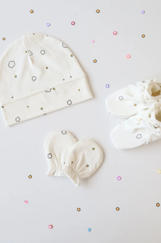 Newborn-Baby-Cap-Mittens-Booties-Set-Trio-Cloud