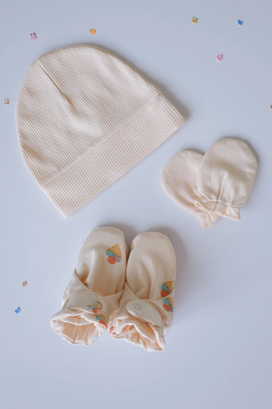 Newborn-Baby-Cap-Mittens-Booties-Set-Trio-Coral