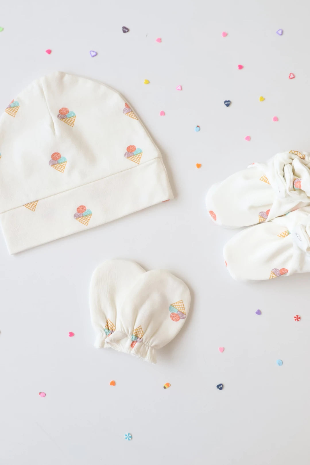 Newborn-Baby-Cap-Mittens-Booties-Set-Trio-Frost